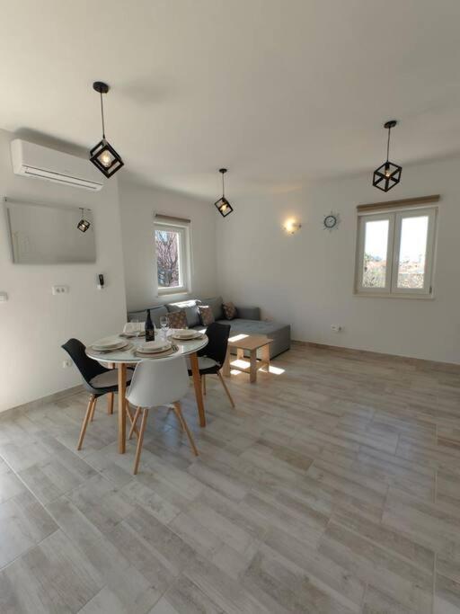 Apartment Marija, New 1Bd Apt With Free Parking سبليت المظهر الخارجي الصورة